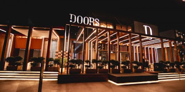 Doors Freestyle Grill - Steakhouse 1