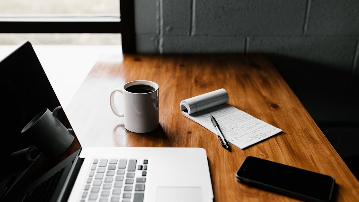 Freelance permit à Dubaï : travailler à son compte légalement